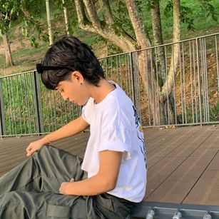 Model - ValenViolette squirt