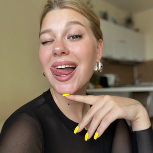 Model - Rose Grase natural