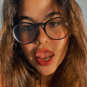 Model - CleoSeduction bigass