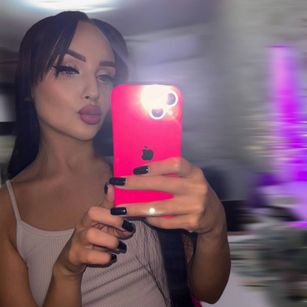 Model - Amgbombaaa bigass