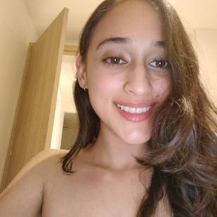 Model - Sylvie Gomez femdom