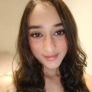 Model - Sylvie Gomez joi