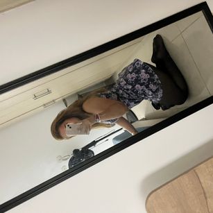 Model - Mia Summer cute