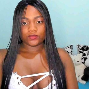 Model - Siara26 pantyhose