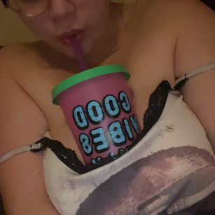 Model - Bunni loving