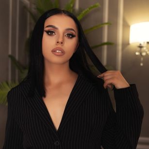 Model - FyrhenAndJullise feet