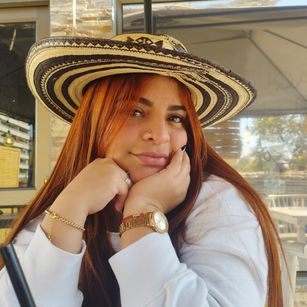 Model - LauraSweety friendly