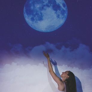 Model - StacyBeauty brunette