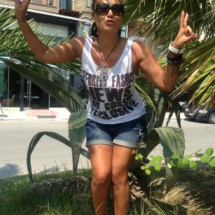 Model - KinkySQUIRT 8