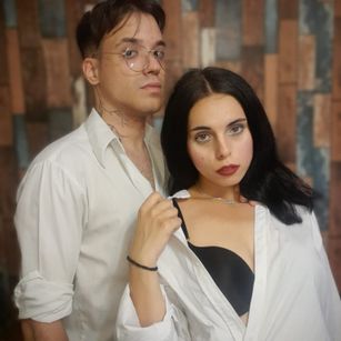 Model - FyrhenAndJullise fetish