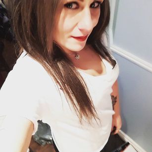 Model - Miss Kate Cunnus Diaboli squirting