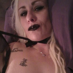 Model - Miss Kate Cunnus Diaboli sph