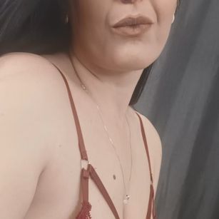 Model - ClaraKay shaved