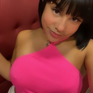 Model - aanahis horny