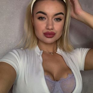 Model - Sonya fetish