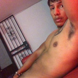 Model - yaoiboy Ebony