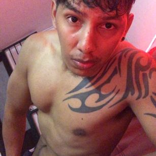 Model - yaoiboy young