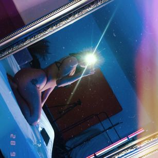 Model - Alisson Grey anal