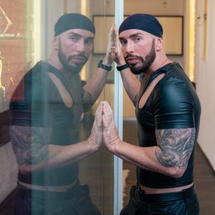 Model - arongrant bigcock