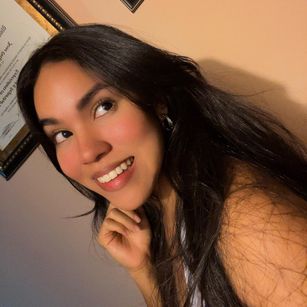 Model - Roxanne hispana