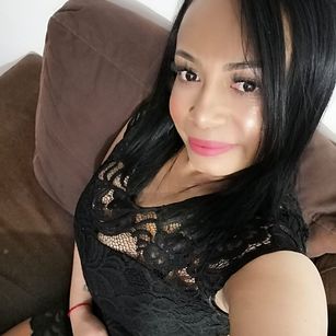 Model - IsabellaQuitan cuerpo