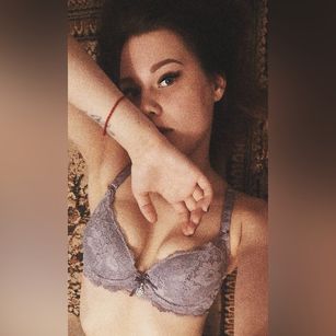 Model - StellaLaJewel dirtytalk