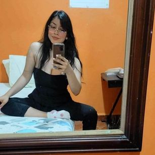 Model - Mia Saenz bigboobs