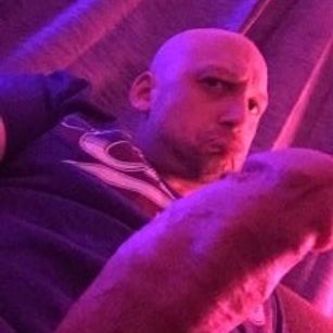 Model - loveontop60 1