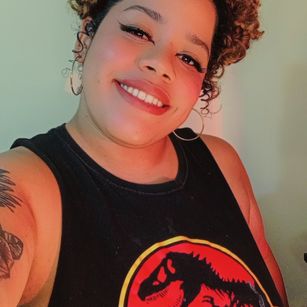 Model - Sara dirty fastresponse