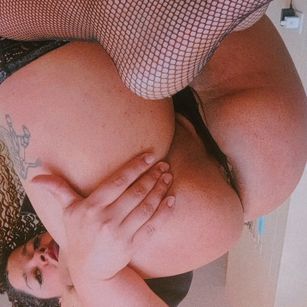 Model - Sara dirty BBW