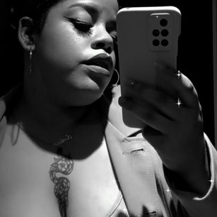 Model - Sara dirty bigboobs