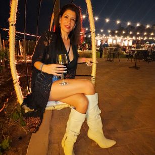 Model - Nataly 11 humillacion