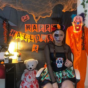 Model - ArianaJonesy sexy