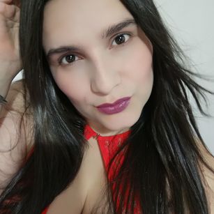 Model - Dany Seoane sexy