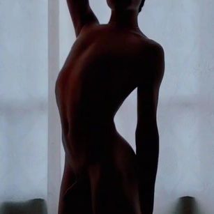 Model - NahomWhite cum