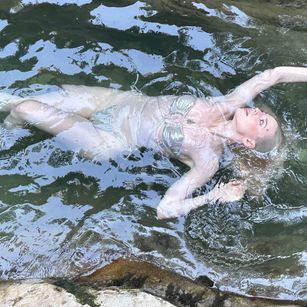 Model - LoraaDoll feet