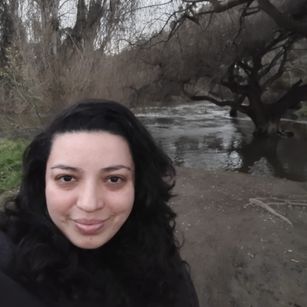 Model - PollyPretty chilean