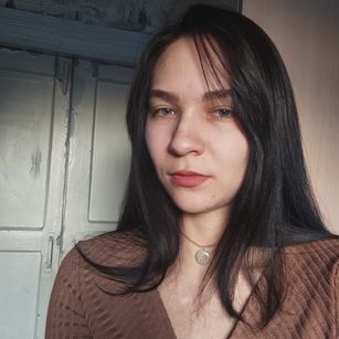 Model - alicelidell_in_wonderland foodfetish