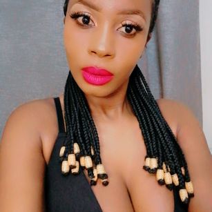 Model - LadykayXXX loving