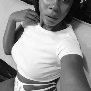 Model - LadykayXXX Ebony