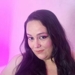 Model - MAZIKEEN c2c