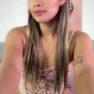 Model - Candy Spicy LUSH