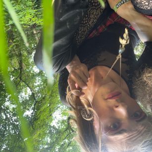 Model - Lucy Slide dirty