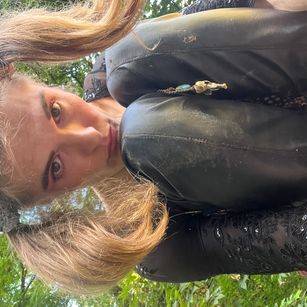 Model - Lucy Slide sissy