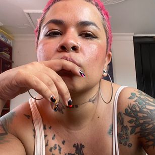 Model - Violeta Rae bignipples