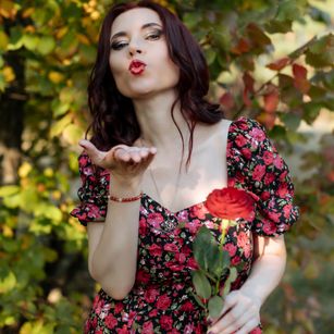 Model - KarrySweety milf