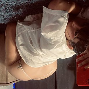 Model - Akina Shikashi bigass