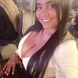 Model - Pocahontas15 complaciente