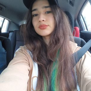 Model - MarieLevis bdsm