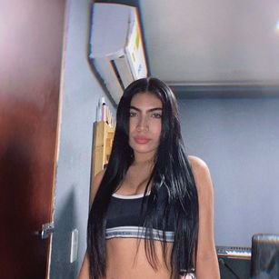 Model - NatalieLove27 friendly